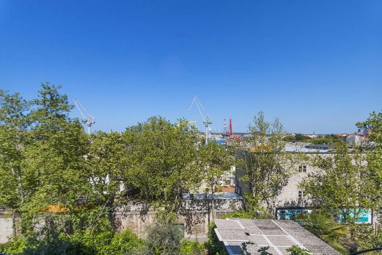 *** Lounge Terrace Apartment With The Harbour View / City Centre *** Пула